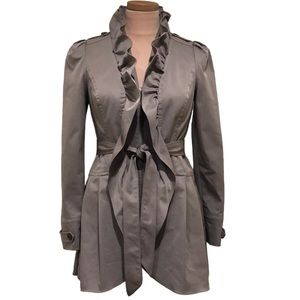 Anthropologie Indra Clinton Ruffle Trench Coat Size 4 Khaki
